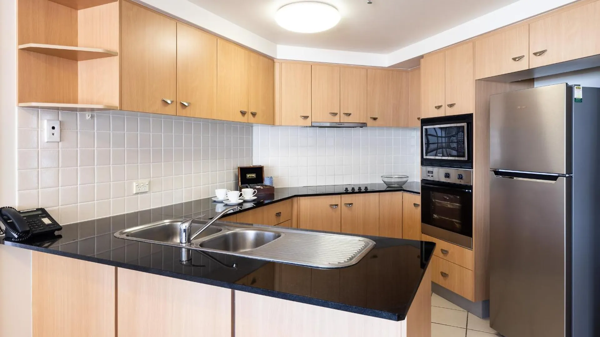 Lägenhetshotell Bel Air On Broadbeach - Official Guldkusten