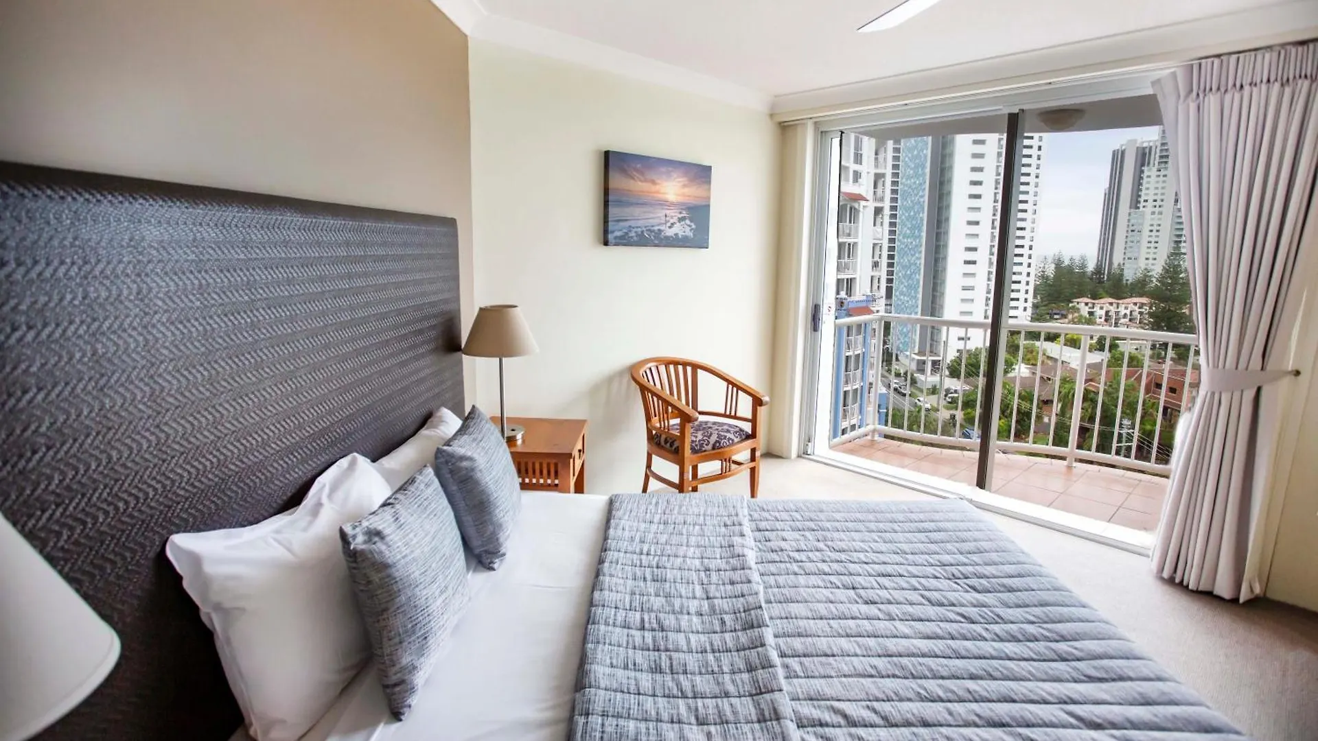 Bel Air On Broadbeach - Official Gold Coast 4*,  Australia