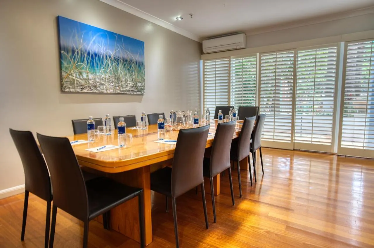**** Aparthotel Bel Air On Broadbeach - Official Gold Coast Australia