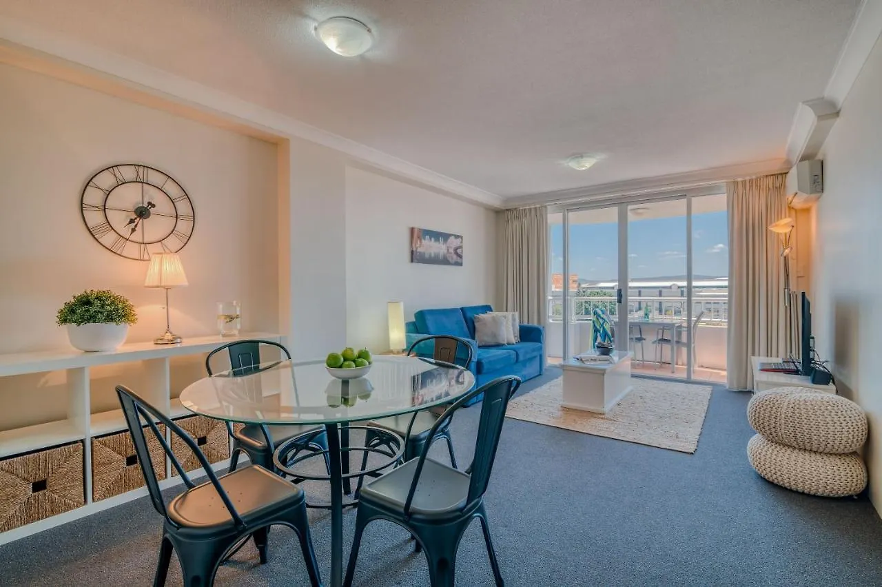 Bel Air On Broadbeach - Official Gold Coast